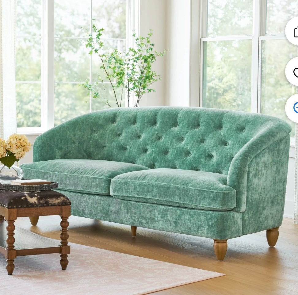 VELVET TUFTED SOFA – LUXURY LOOK!